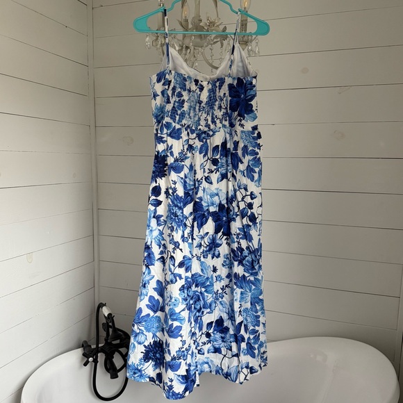 Blue and White Floral H&M Linen Blend Midi Dress. Size XL. - Picture 2 of 8
